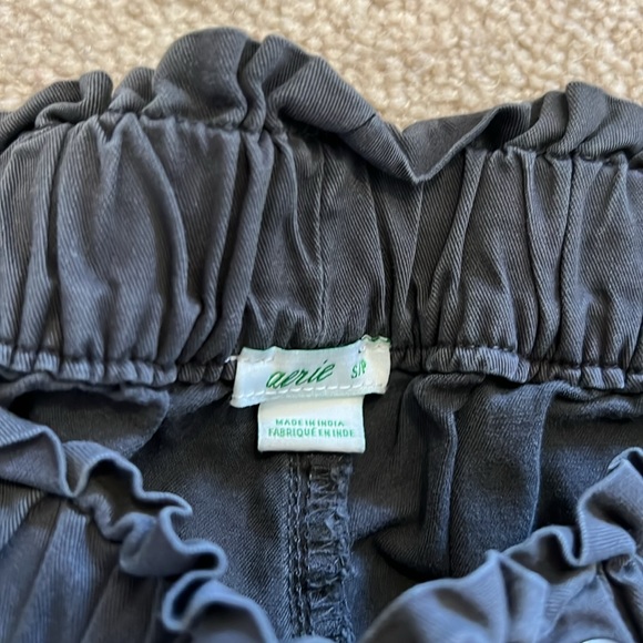 Aerie dark grey canvas shorts with drawstring waist,  excellent condition - Picture 2 of 2